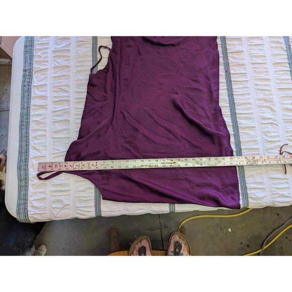 Torrid Silky Purple/Wine-colored Sleeveless Blouse Camisole Plus Size 2X - Picture 4 of 4